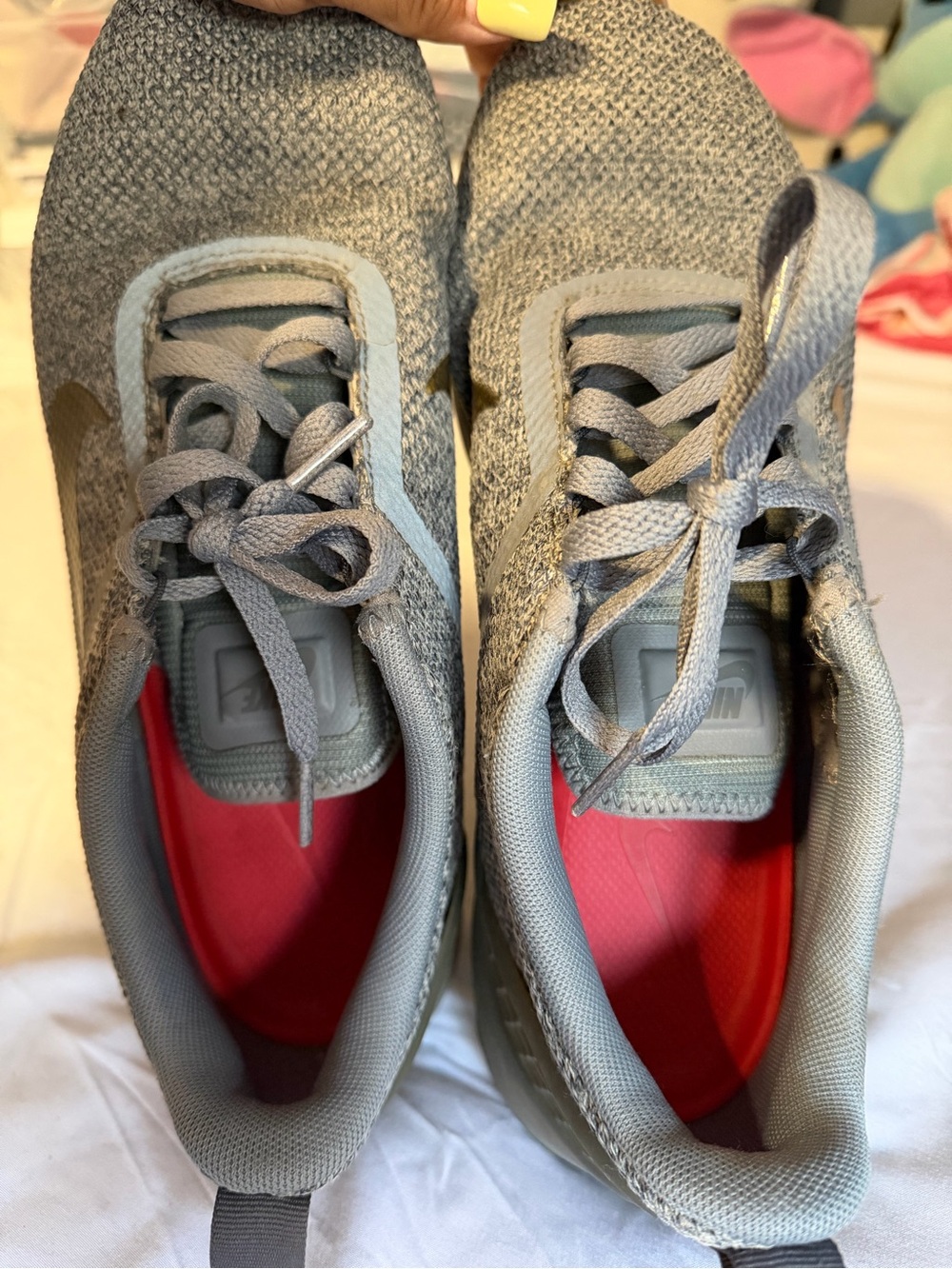Nike Men’s Grey Knit Athletic Sneakers - Picture 9 of 10